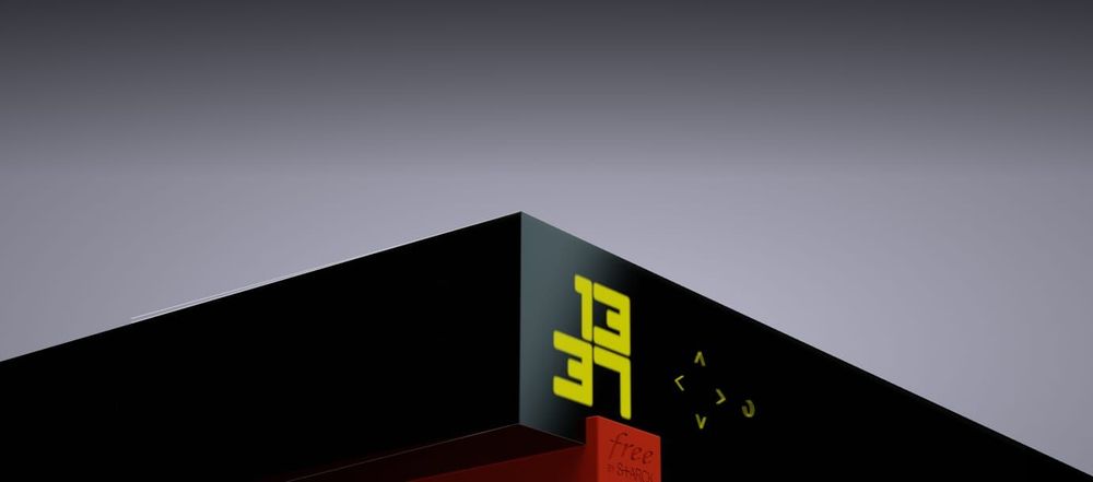 Server Freebox Révolution Light signé Starck